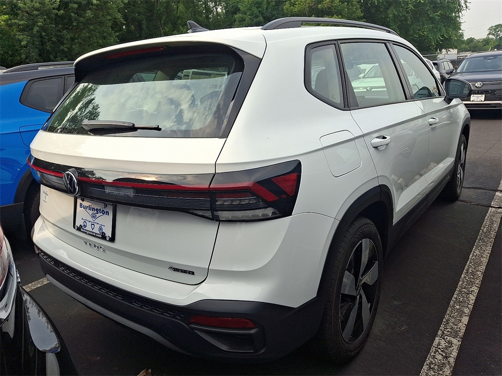 2025 Volkswagen Taos S photo 3