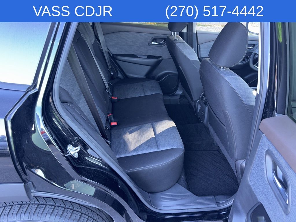 2023 Nissan Rogue SV photo 29