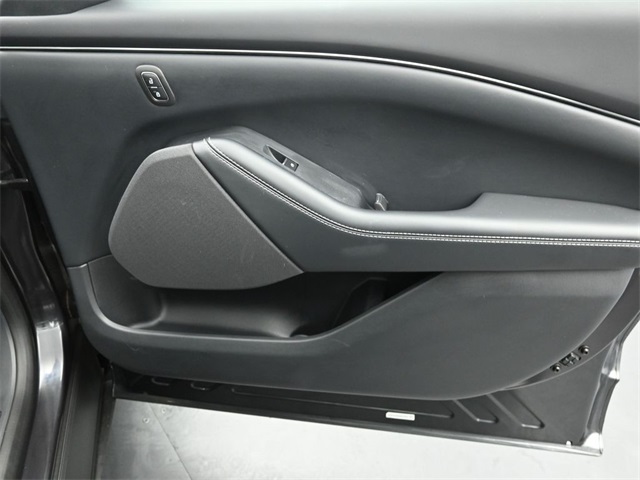 2022 FORD MUSTANG MACH-E - Image 29