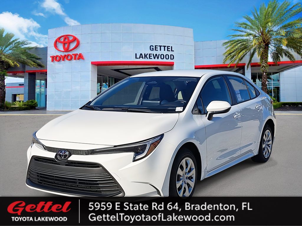 2026 Toyota Corolla LE's photo