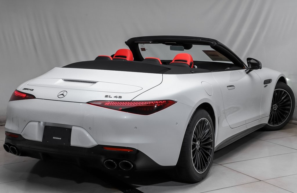 2026 Mercedes Benz SL AMG 43 photo 3
