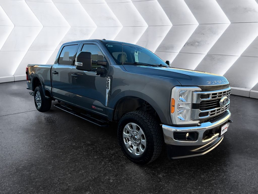2023 Ford F-250 Super Duty XLT's photo