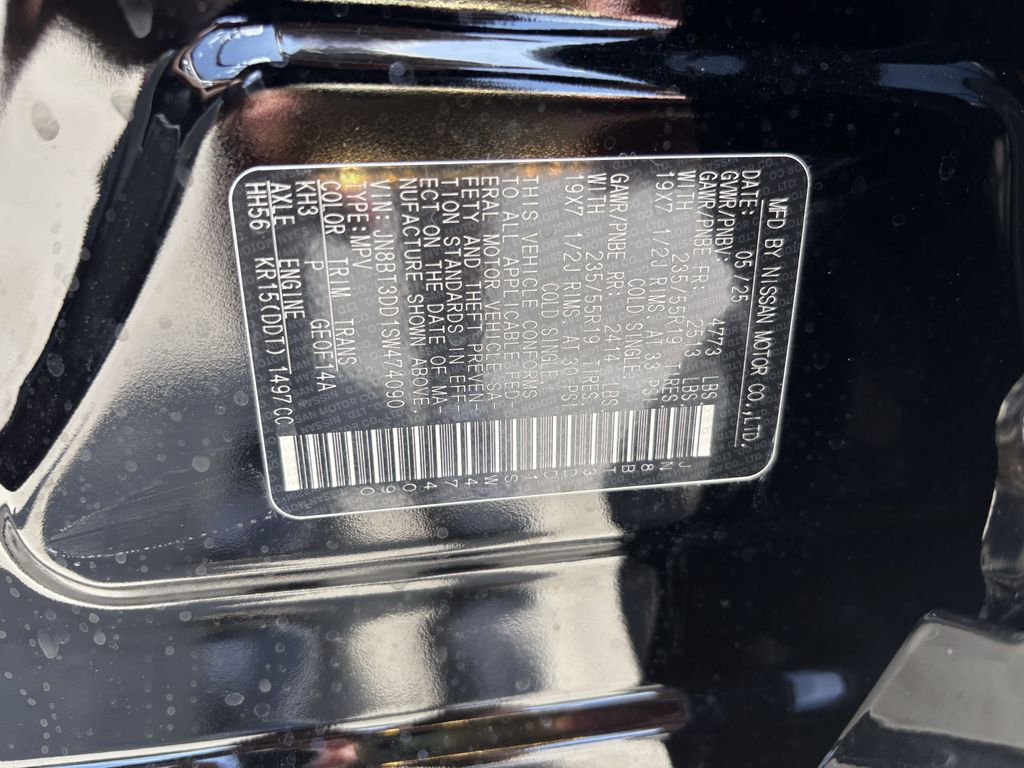 2025 Nissan Rogue Platinum photo 19