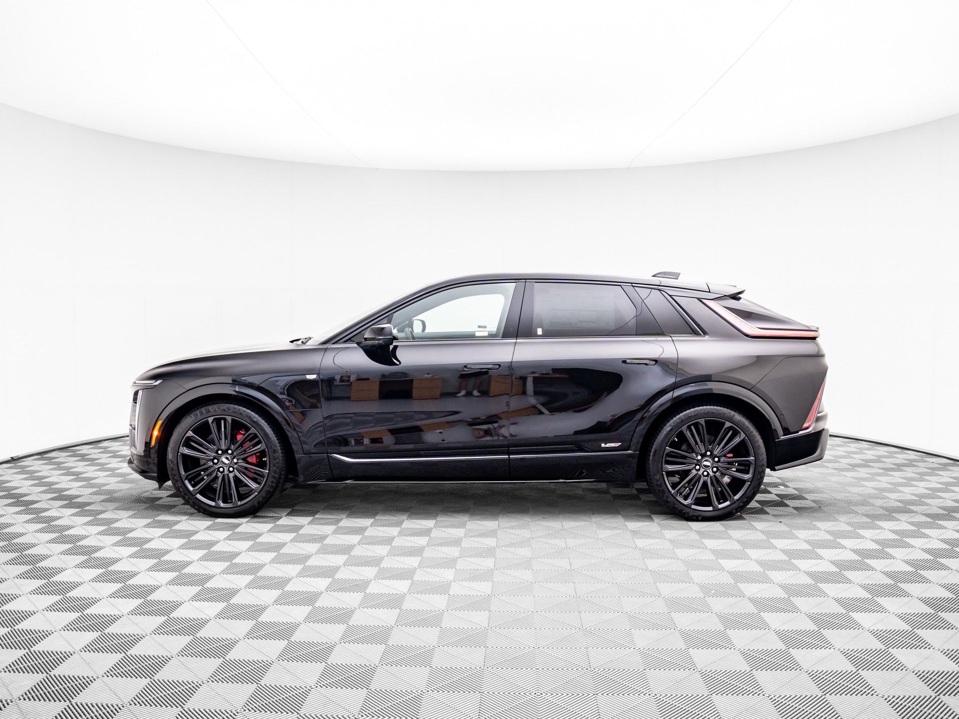 2026 Cadillac Lyriq photo 4