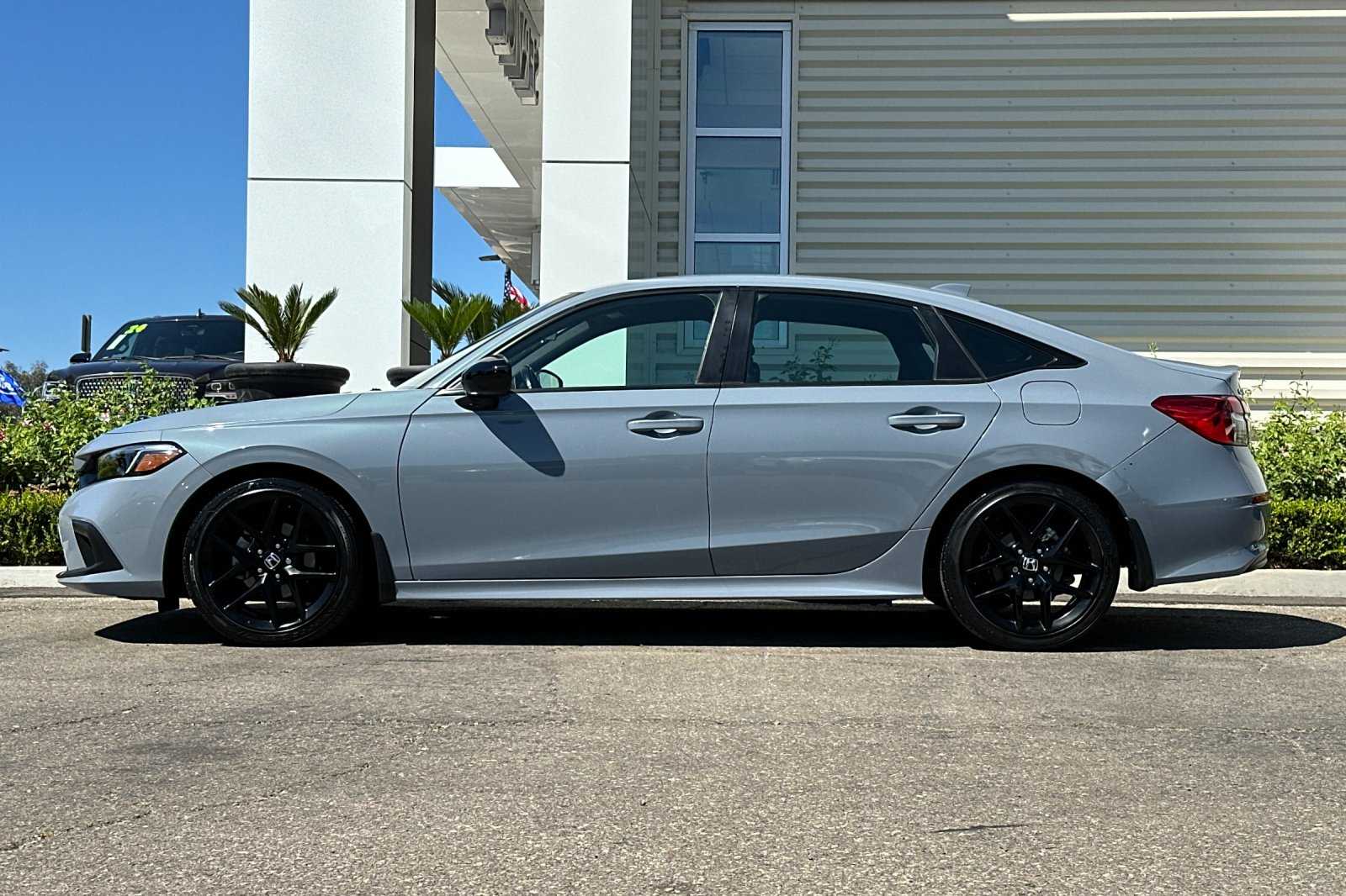 2022 Honda Civic Sport photo 5