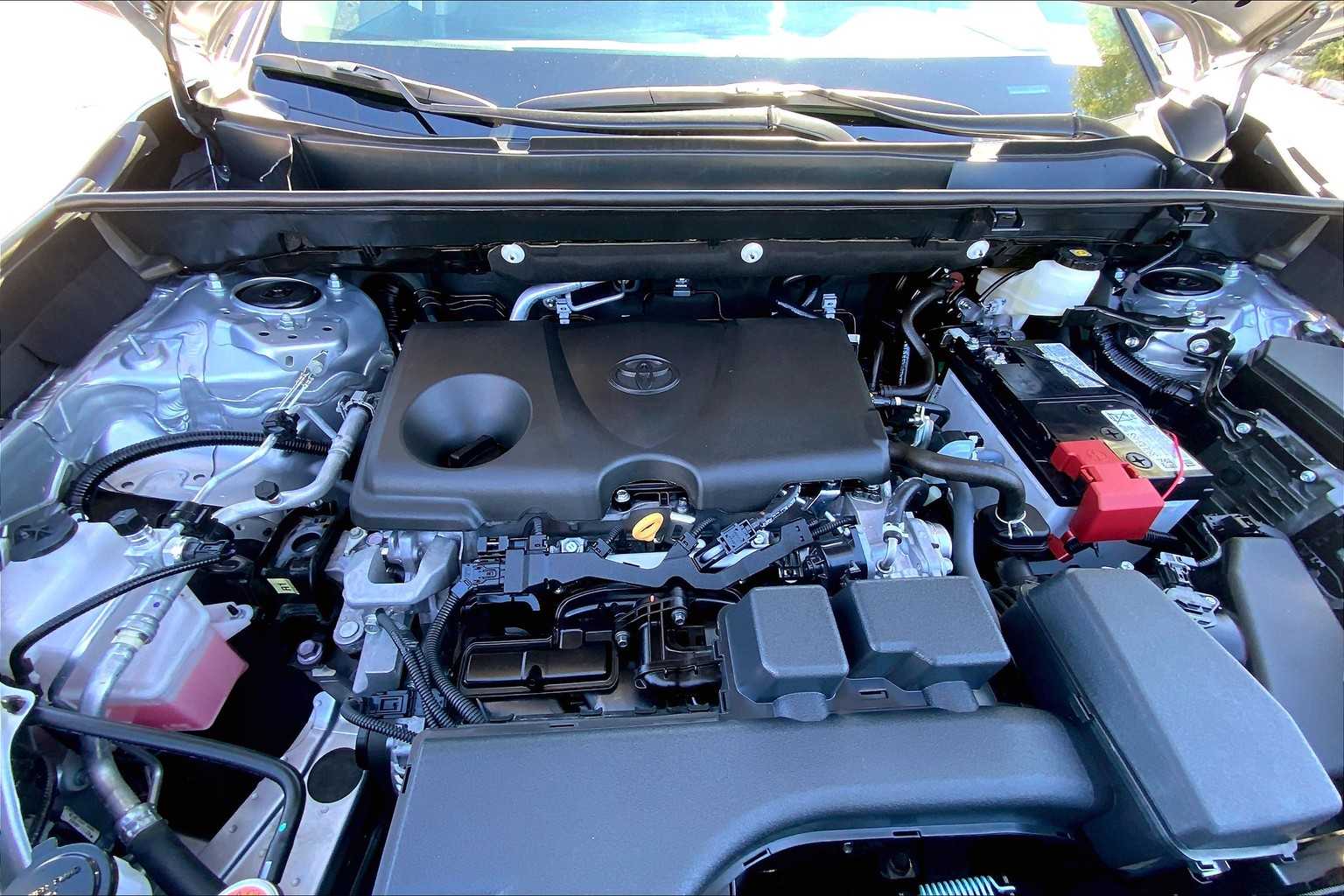 2025 Toyota RAV4 LE photo 26