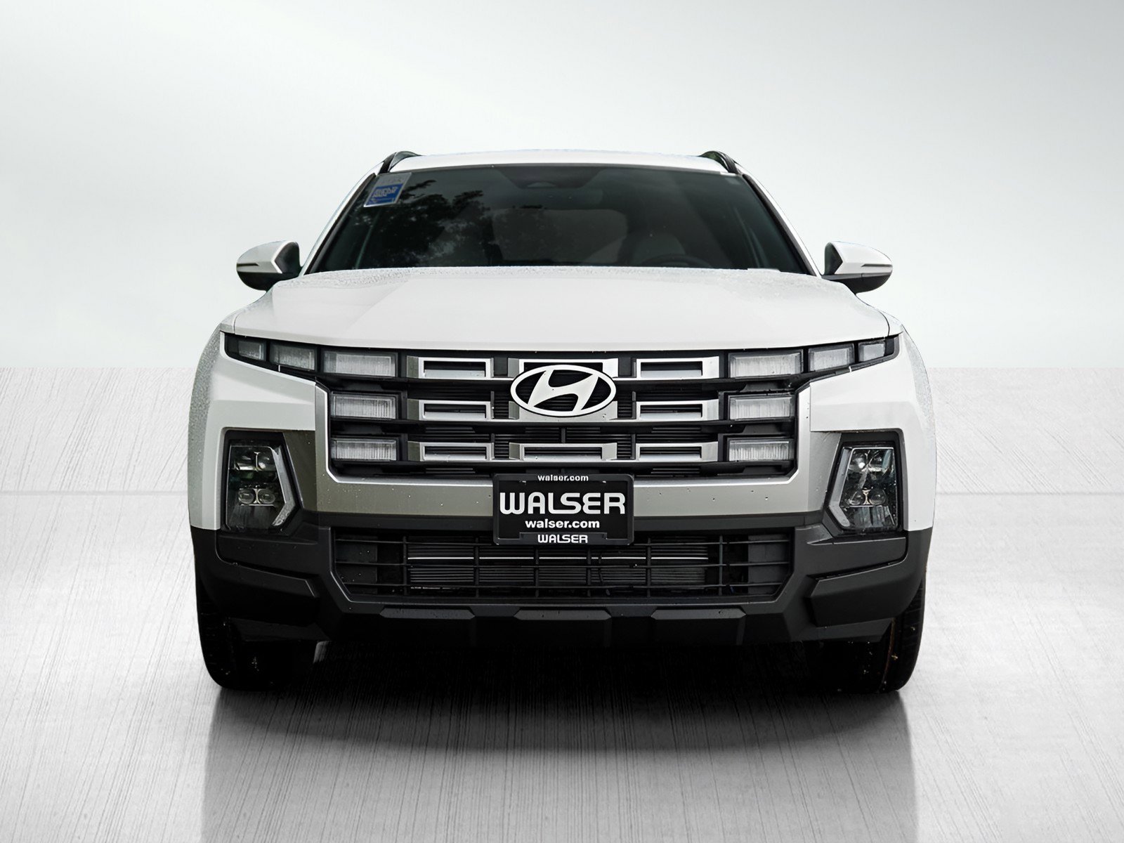 2025 Hyundai Santa Cruz SEL photo 2