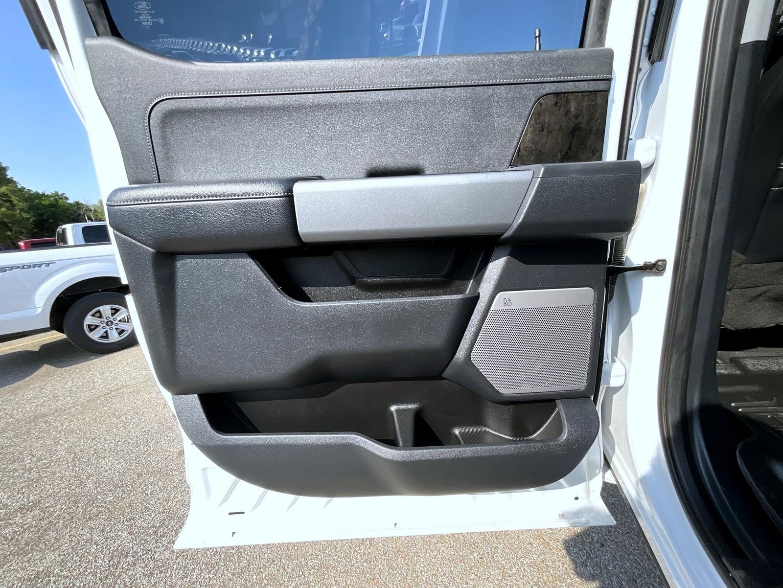 2024 Ford F-250 Lariat photo 19