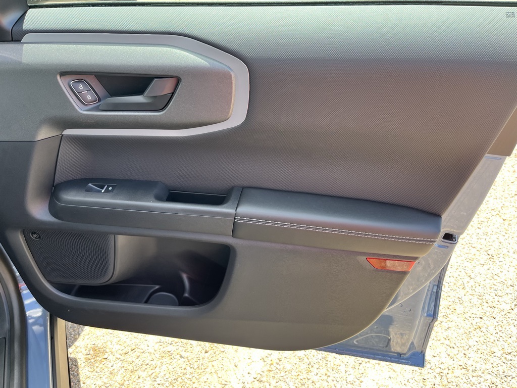 2025 Ford Bronco Sport Outer Banks photo 21