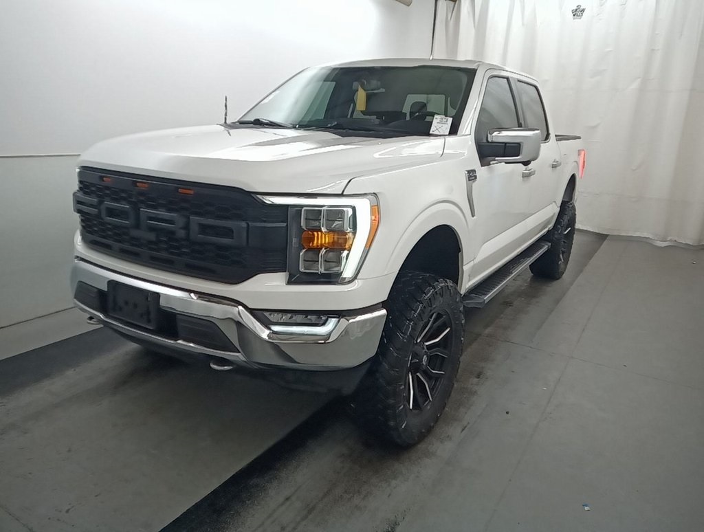 2021 Ford F-150 XLT photo 2