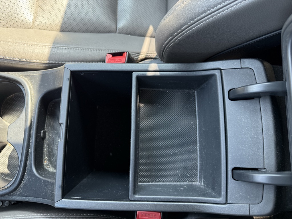 2017 Hyundai Santa Fe Limited photo 33