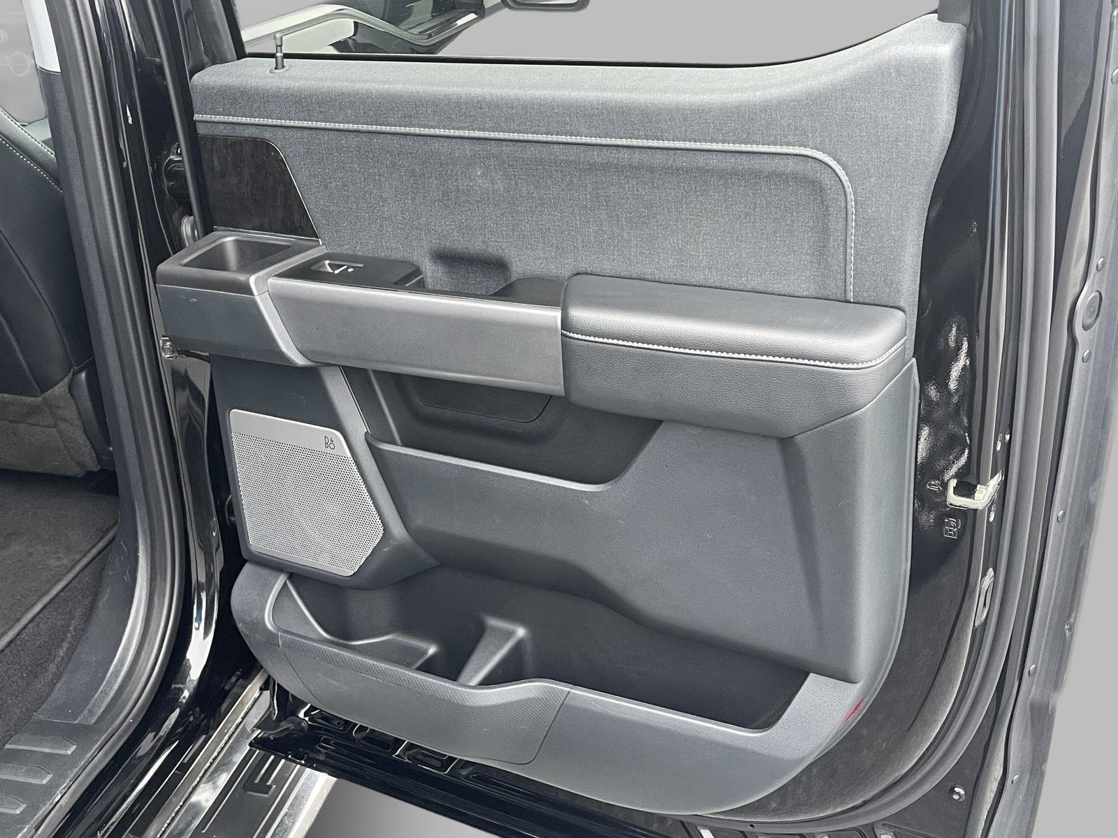 2023 Ford F-150 Lariat photo 15