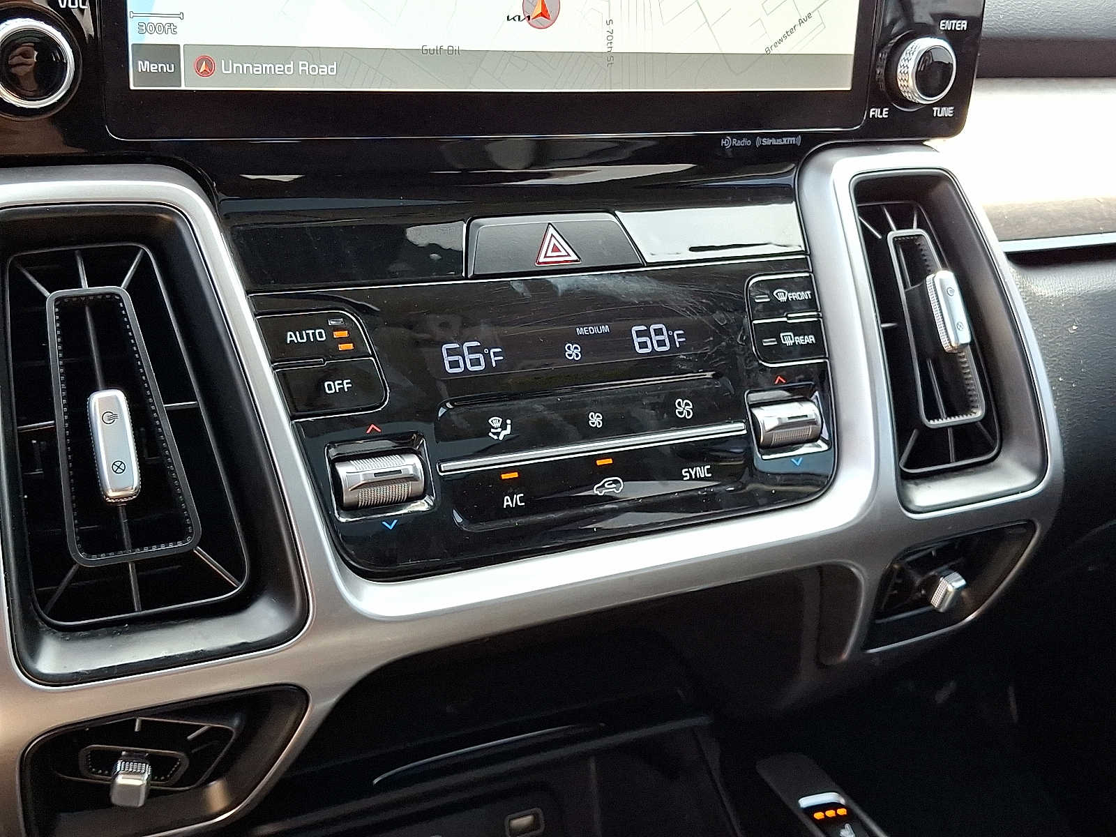 2022 Kia Sorento X-Line S photo 16