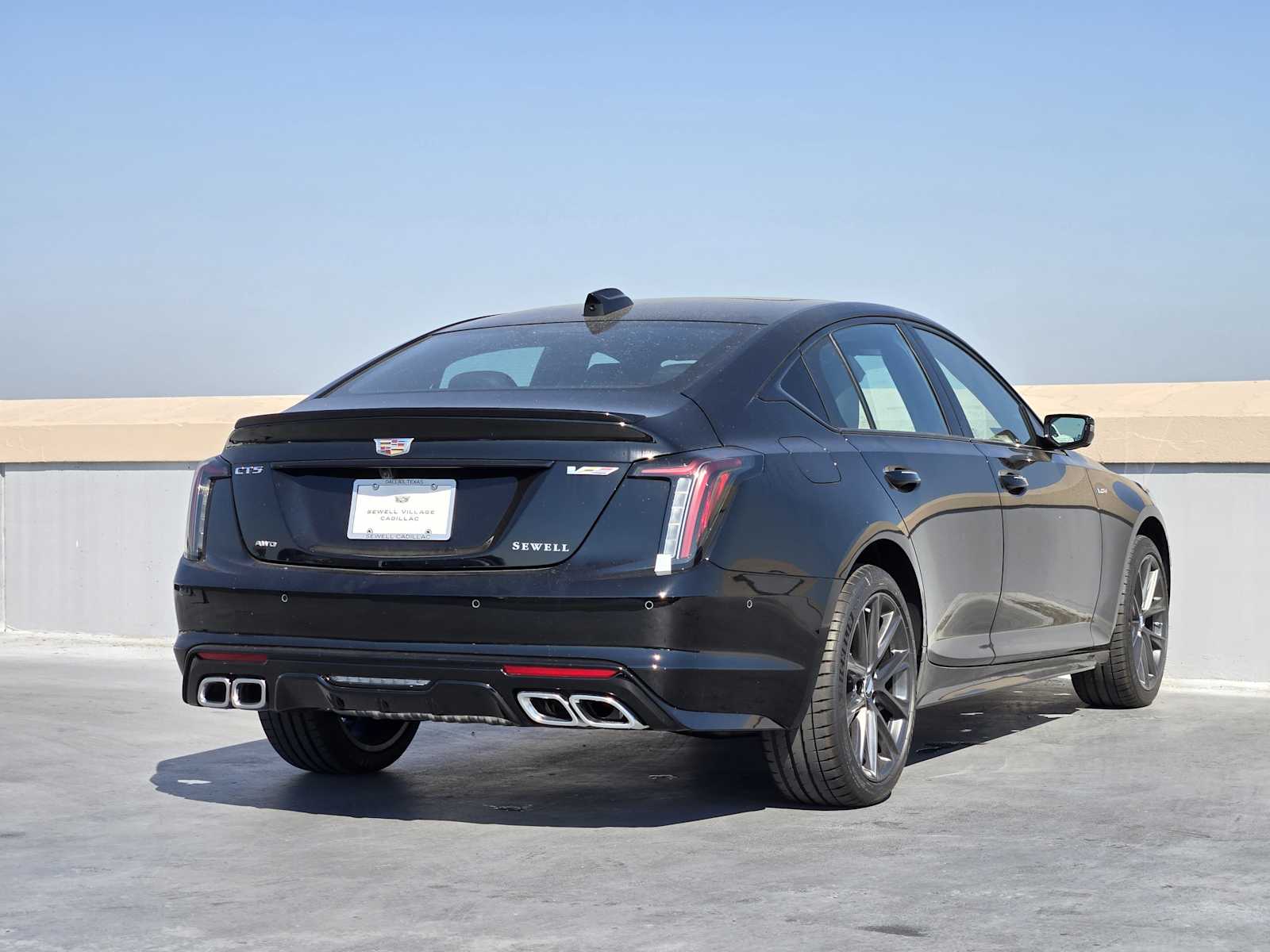 2026 Cadillac CT5 V photo 4