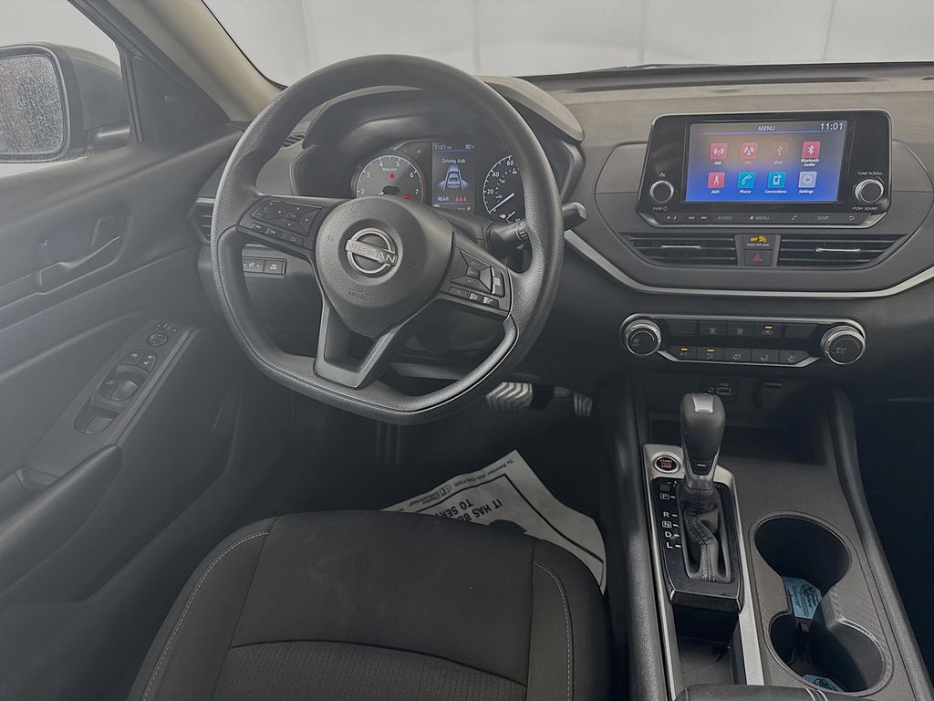 2023 Nissan Altima 2.5 S photo 24