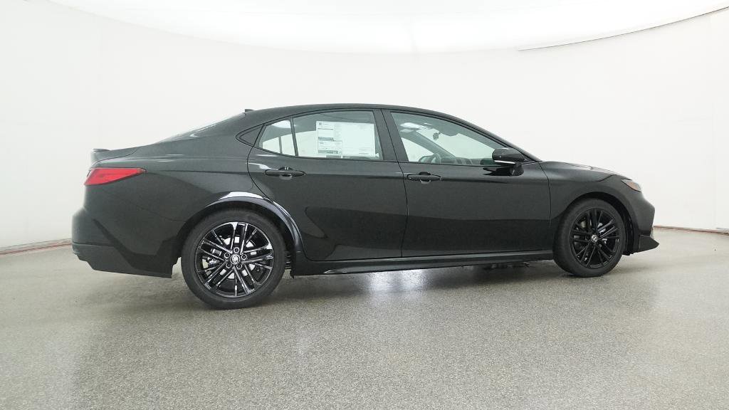 2026 Toyota Camry SE photo 8