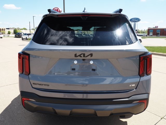 2025 Kia Sorento X-Line SX Prestige photo 2