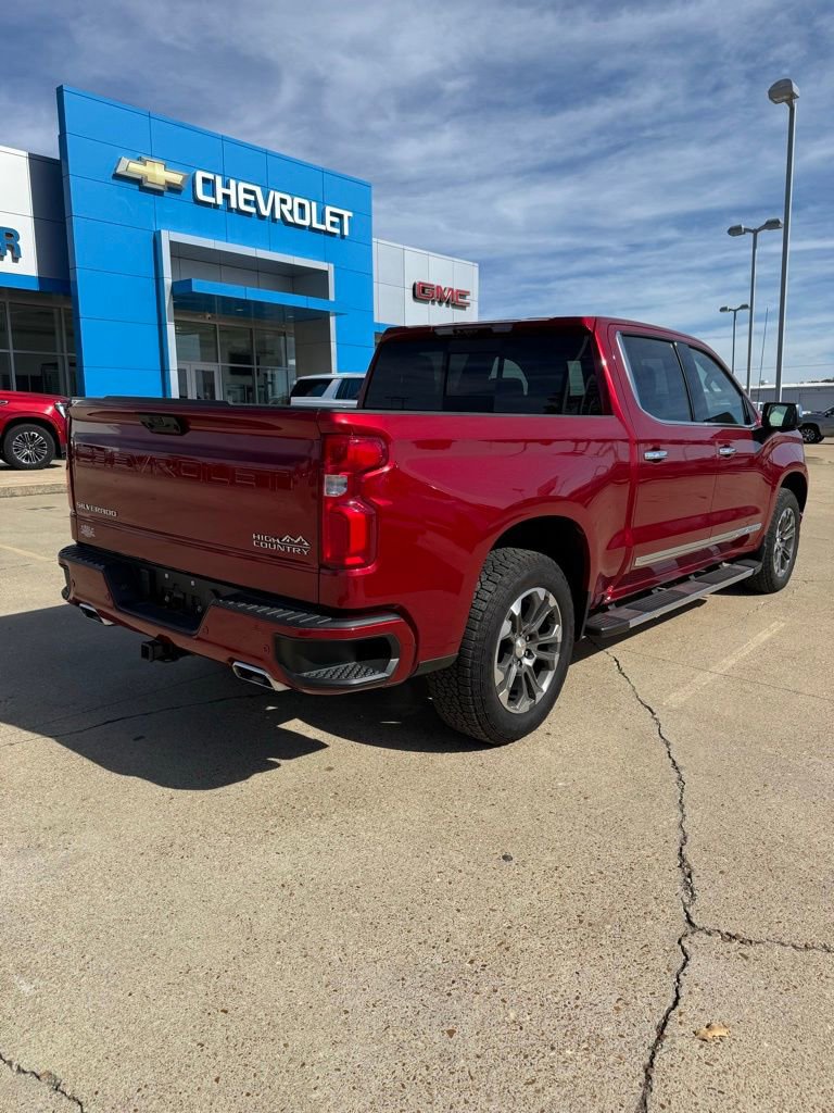 Used 2024 Chevrolet Silverado 1500 High Country with VIN 1GCUDJEL4RZ258755 for sale in Little Rock