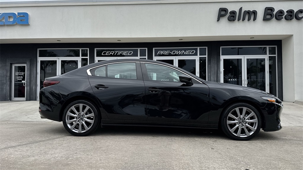 2022 Mazda Mazda3 Select photo 19