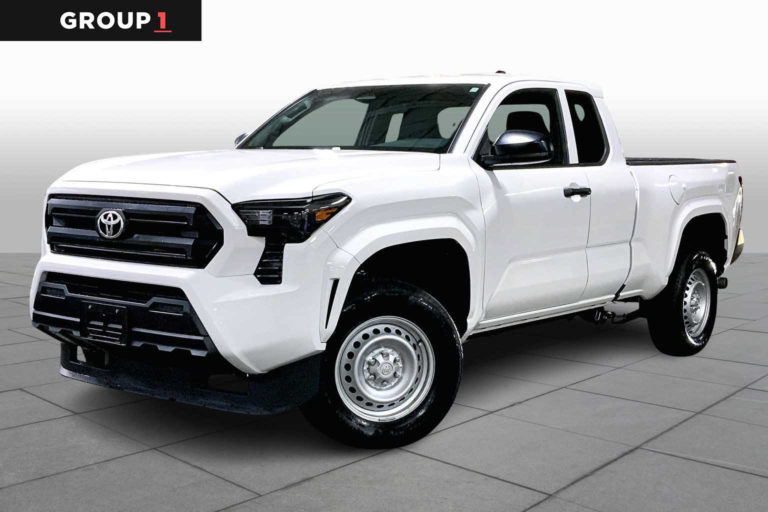 2025 Toyota Tacoma SR's photo