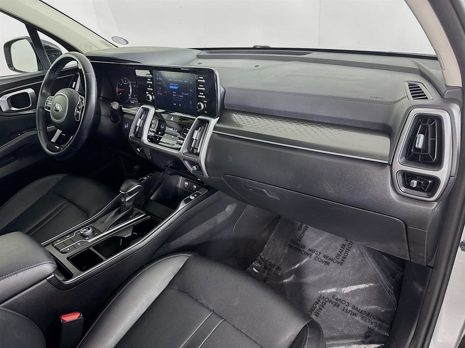 2021 Kia Sorento S photo 28