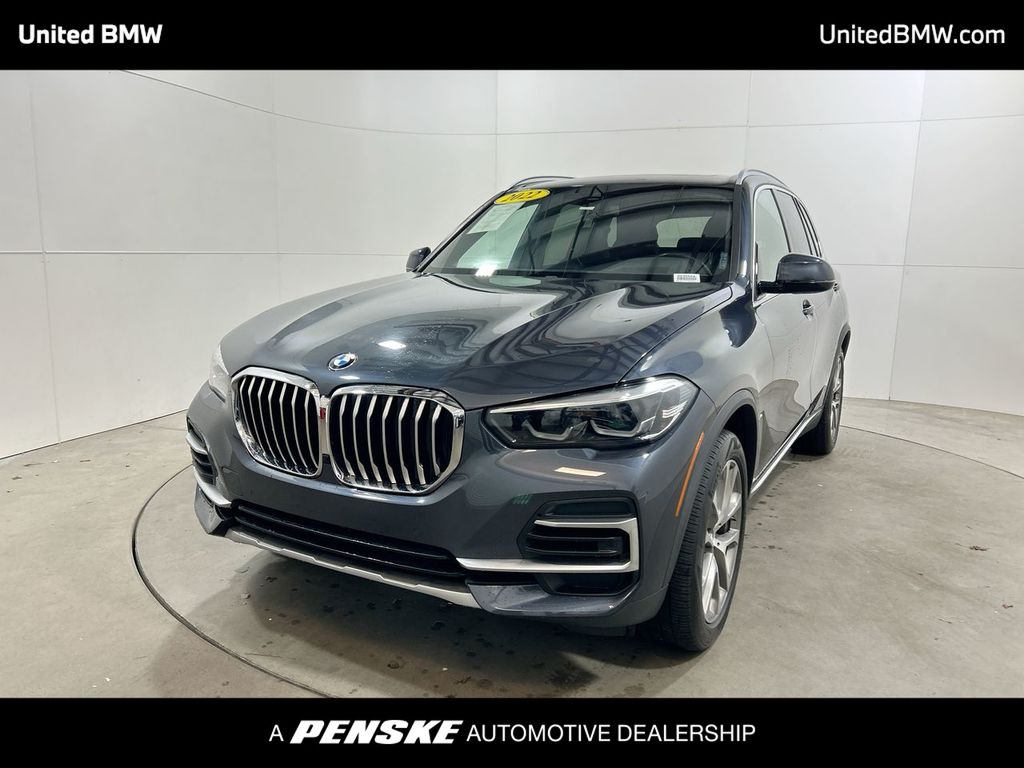 2022 BMW X5 40i's photo