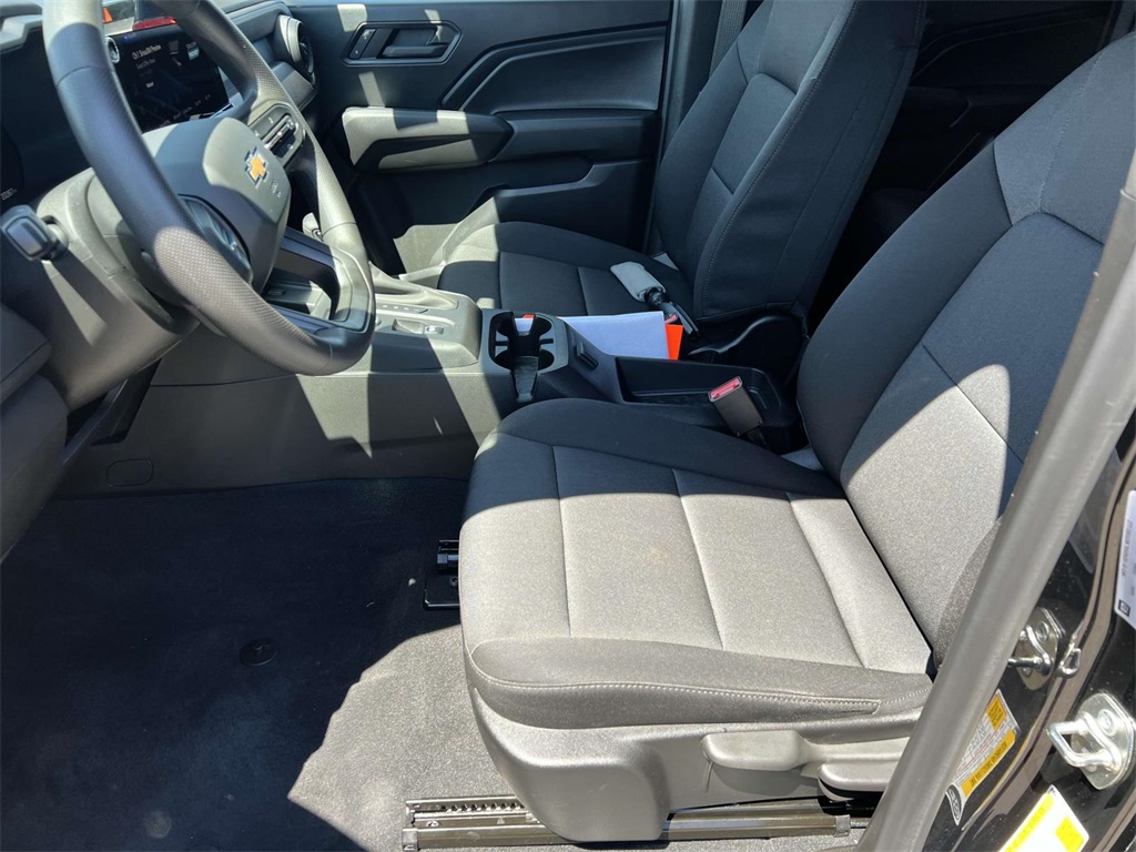 2024 Chevrolet Colorado Work Truck photo 14