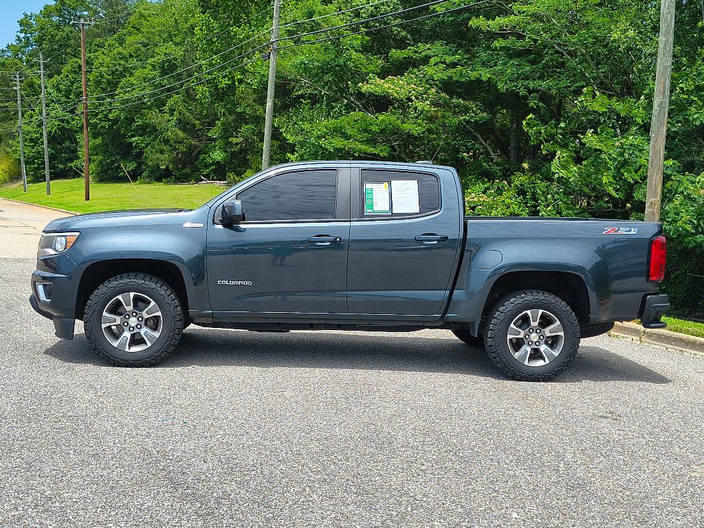 2018 Chevrolet Colorado Z71 photo 2