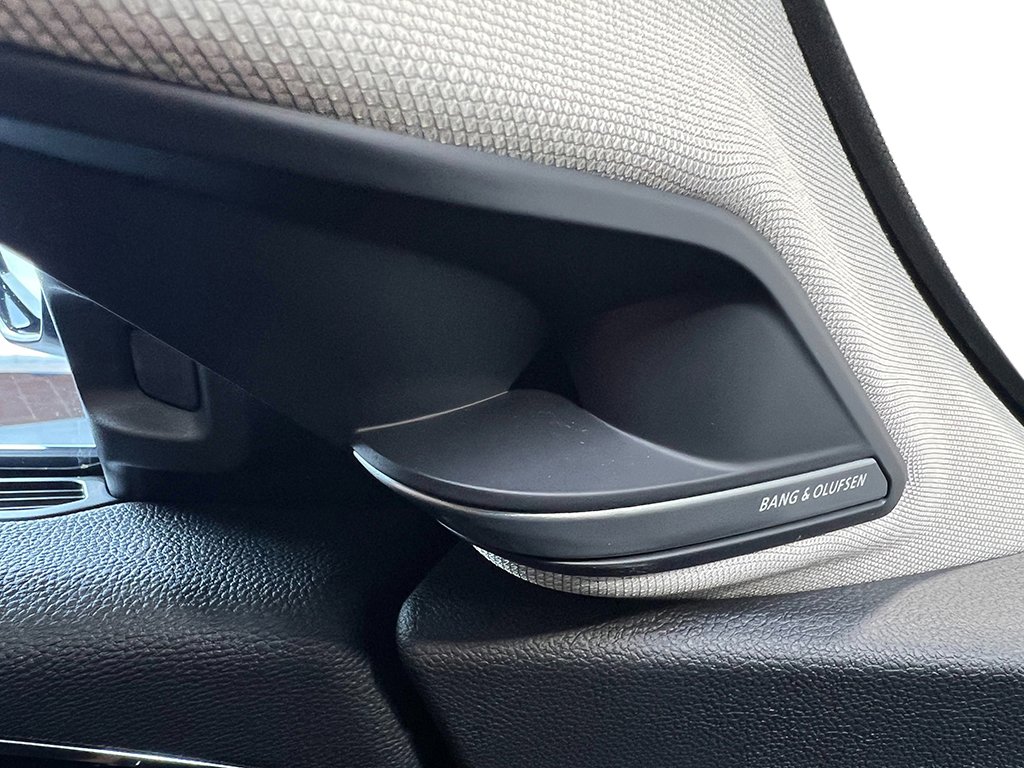 2026 Acura MDX SH-AWD Technology photo 17