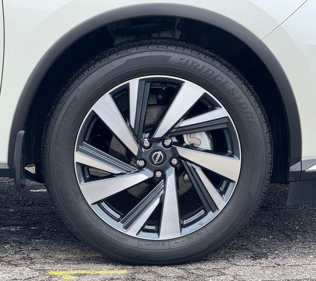 2024 Nissan Murano SL photo 3