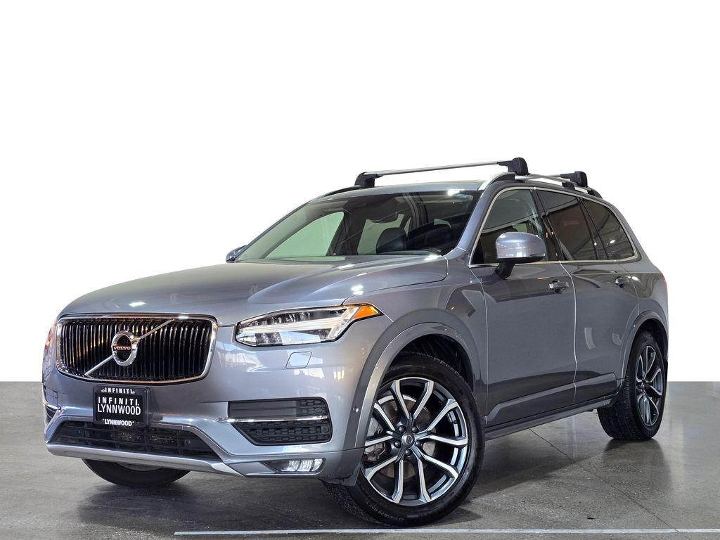 2016 Volvo XC90 Momentum's photo