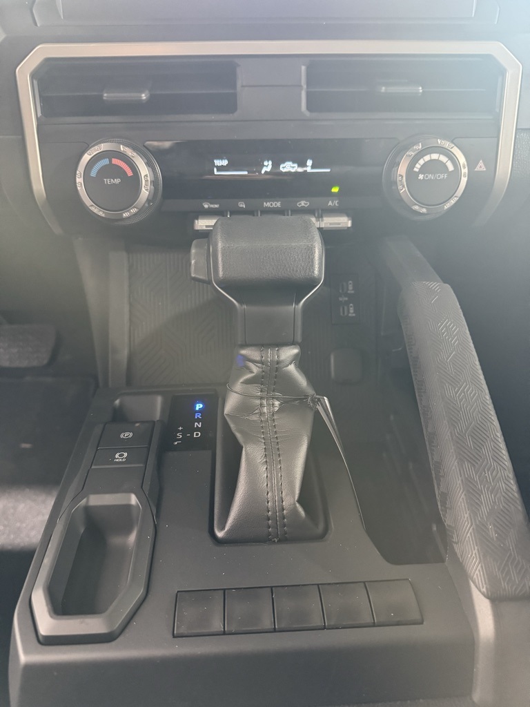 2025 Toyota Tacoma SR photo 28
