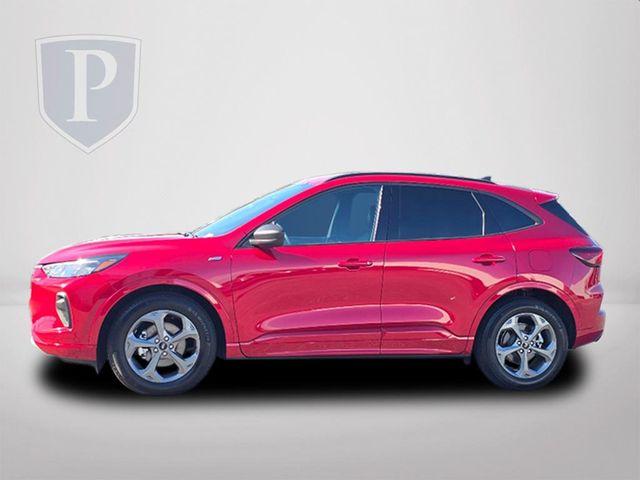 2024 Ford Escape ST-Line photo 8