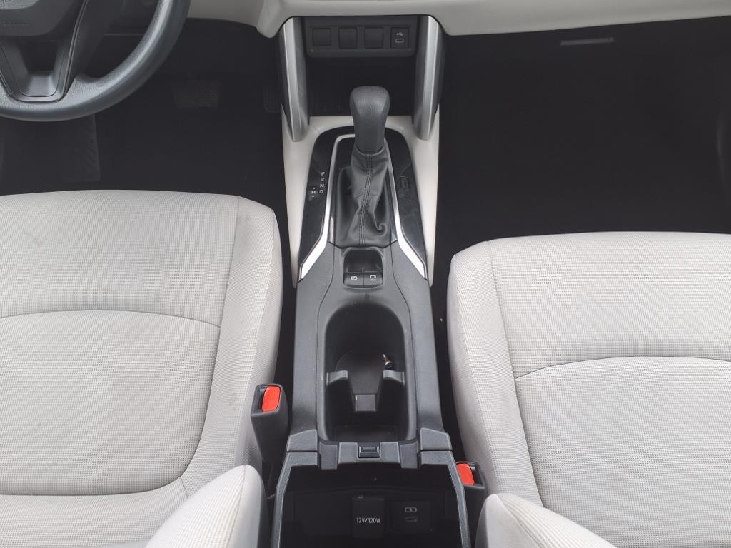 2023 Toyota Corolla Cross L photo 14