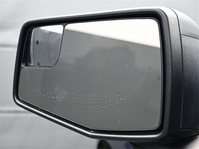 2020 Chevrolet Silverado 1500 Custom photo 3