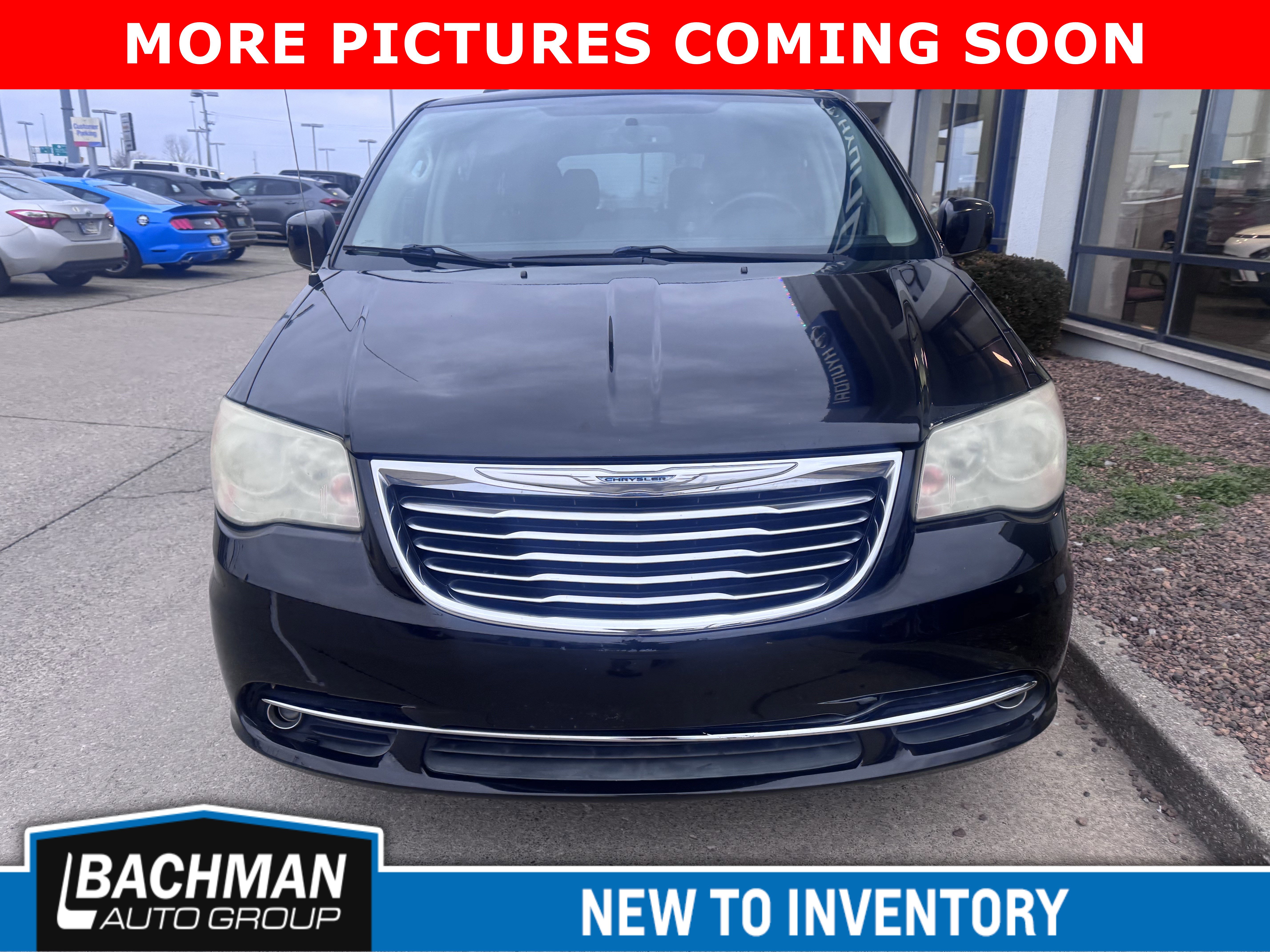 Used 2013 Chrysler Town & Country Touring with VIN 2C4RC1BG6DR691402 for sale in Jeffersonville, IN