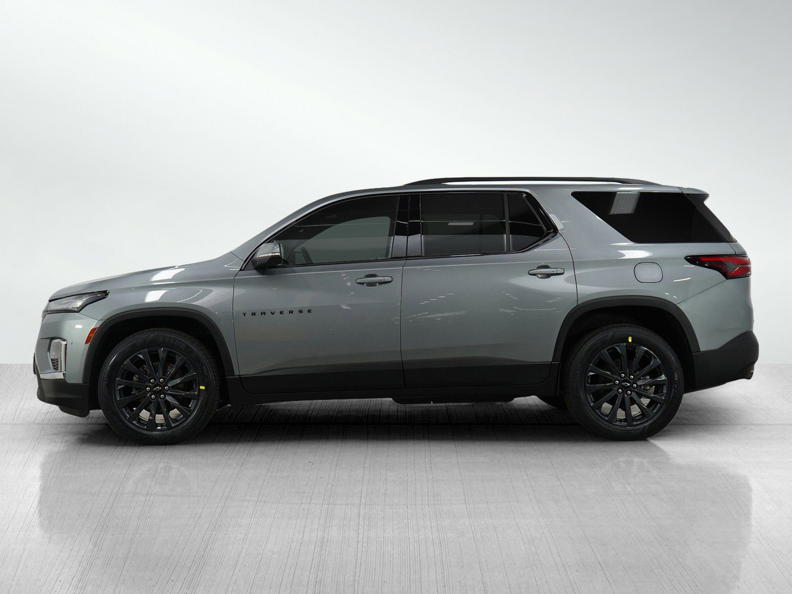 Used 2023 Chevrolet Traverse RS with VIN 1GNEVJKW4PJ315619 for sale in Bloomington, Minnesota