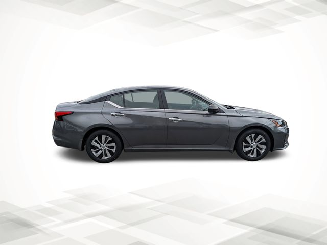 2025 Nissan Altima 2.5 S photo 3