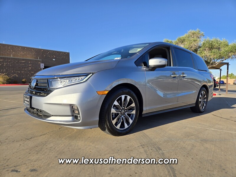 2023 Honda Odyssey Sport photo 2