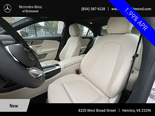 2025 Mercedes Benz CLA 250 4MATIC photo 3