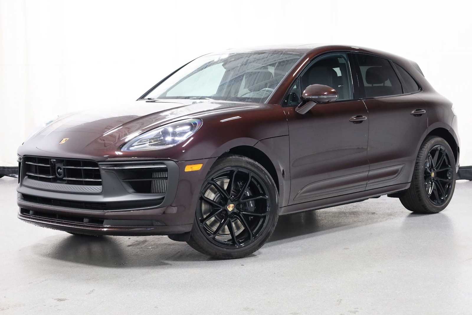 2025 Porsche Macan GTS