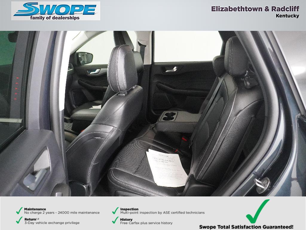 2022 Ford Escape Titanium Plug-In Hybrid photo 18