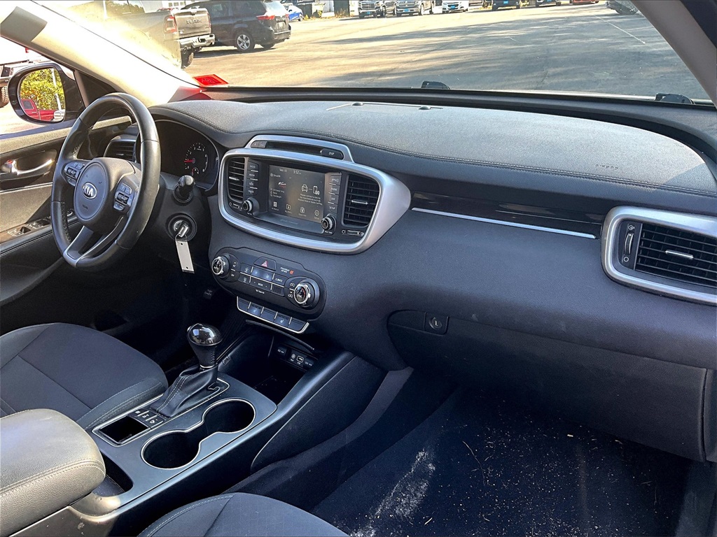 2018 Kia Sorento LX photo 14