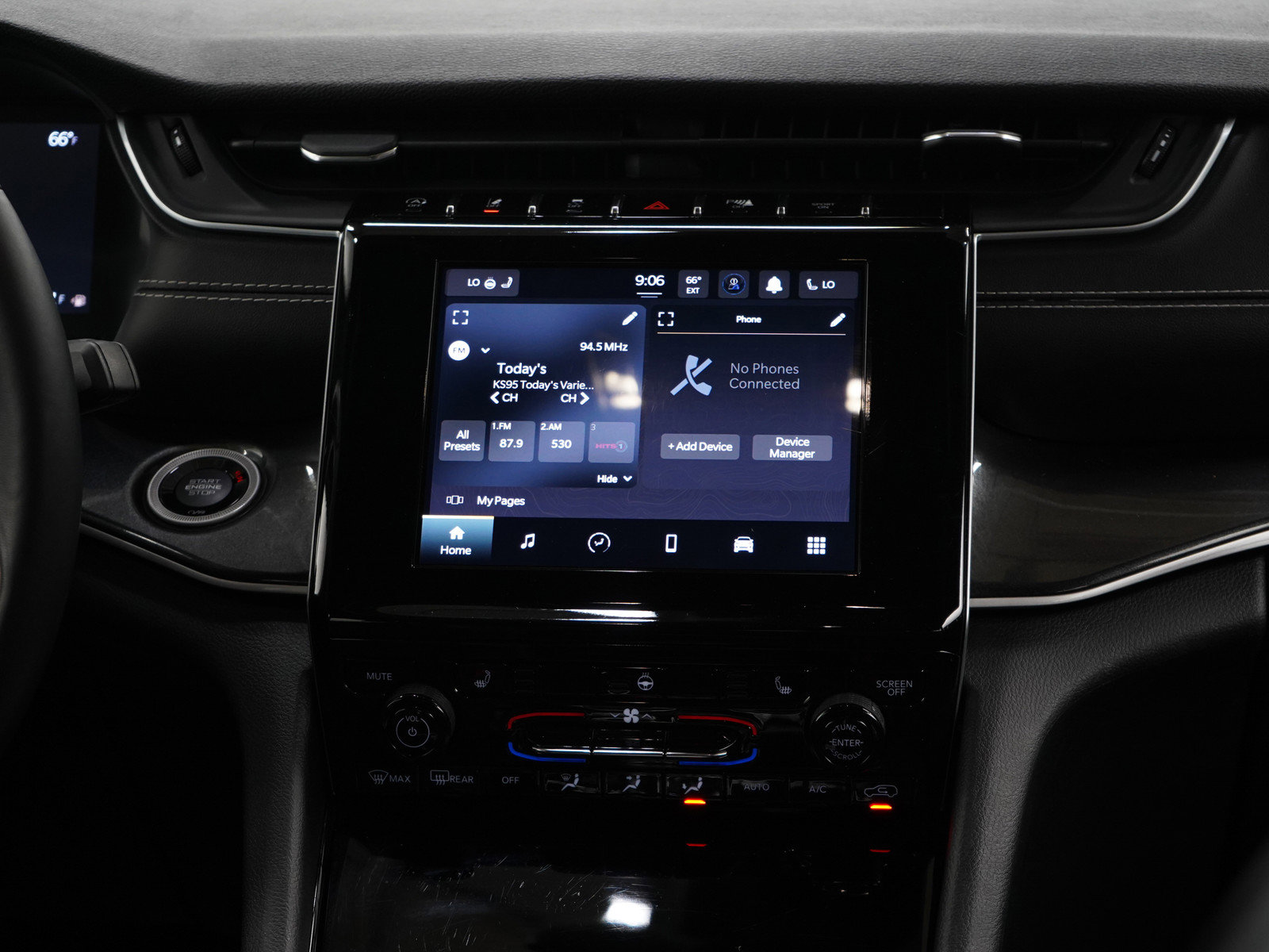 2022 Jeep Grand Cherokee Altitude photo 15