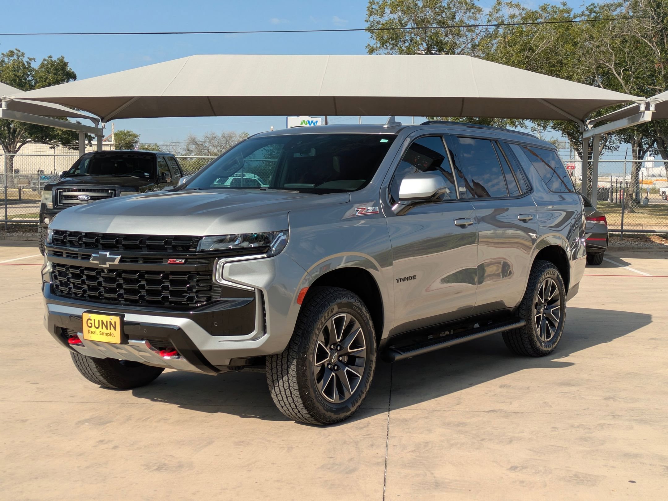 2023 Chevrolet Tahoe Z71 photo 3