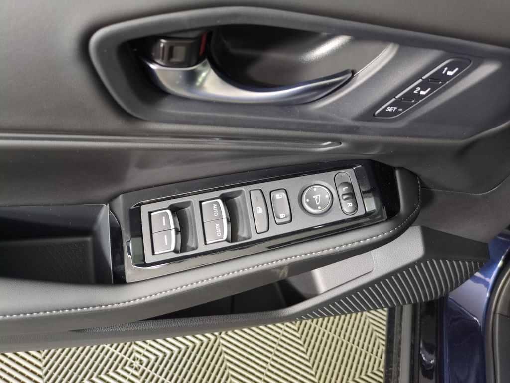 2025 Honda Accord Hybrid Touring photo 11