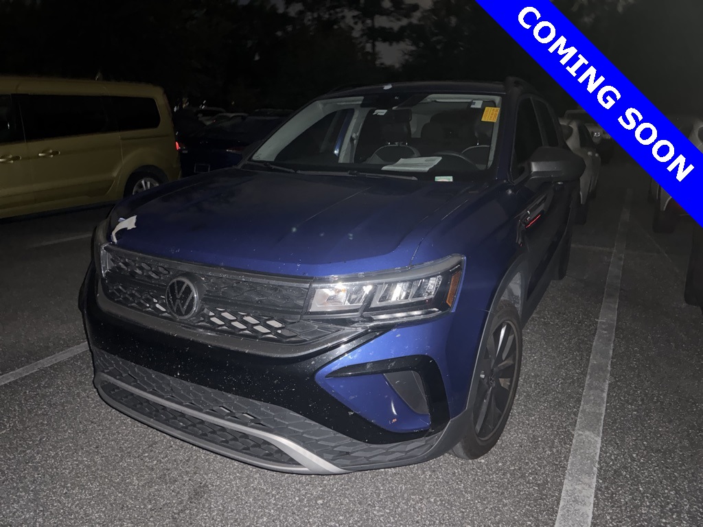 2022 Volkswagen Taos S's photo