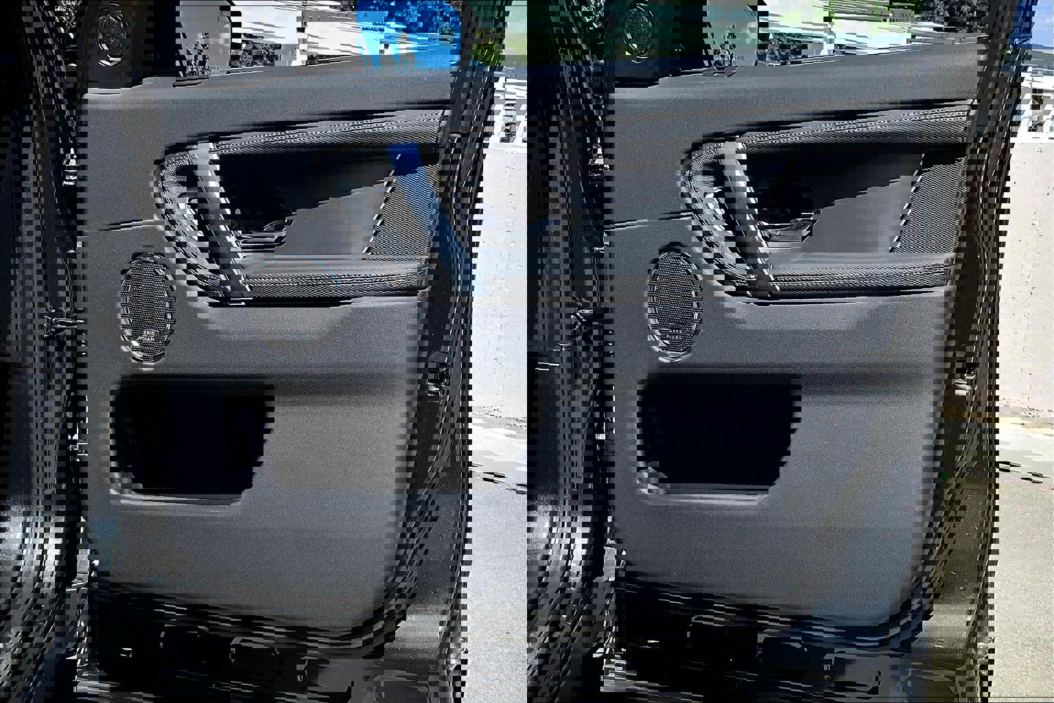 2025 Land Rover Discovery Sport Dynamic SE photo 26