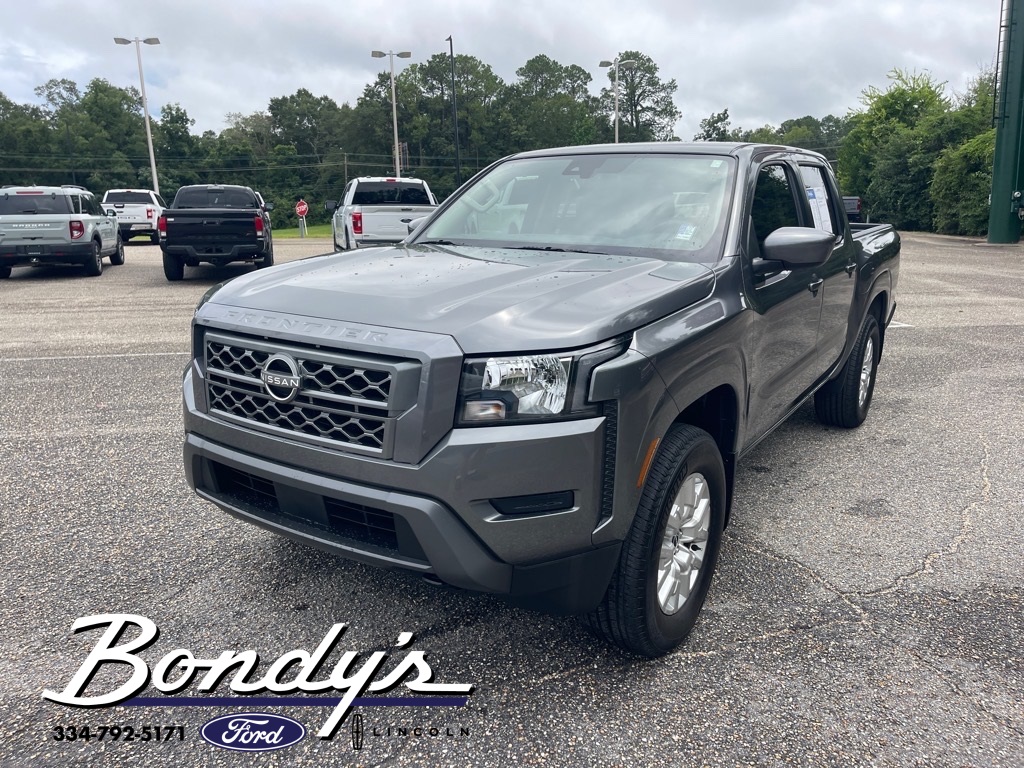 2023 Nissan Frontier SV photo 3