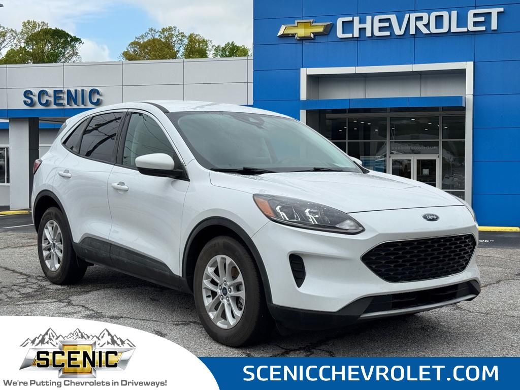 2021 Ford Escape SE